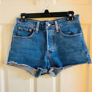 Levi’s shorts